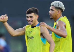 بارسلونا با دو بازیکن خود برای تمدید به توافق رسید2