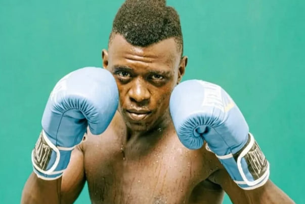 بوکسور آفریقایی پس از ناک اوت فوت کرد2