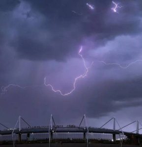 اتفاقی ناراحت کننده برای بازیکنان فوتبال در کلمبیا 1 اتفاقی ناراحت کننده برای بازیکنان فوتبال در کلمبیا