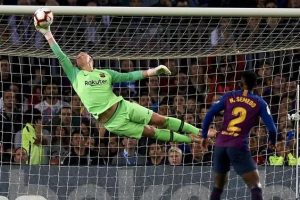 گلر بارسلونا به تمرینات باز گشته است