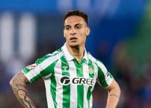 برای حفظ آنتونی باید گلریزان کرد!1