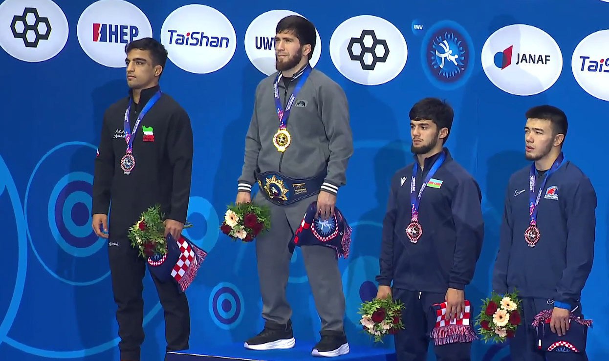 درخشش احمد محمدنژاد جوان با نقره جهانی در کشتی آزاد2