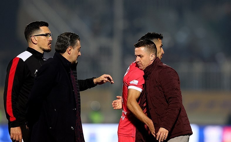 1 با حمایت از اوسمار، پرسپولیس دوباره قهرمان می‌شود2