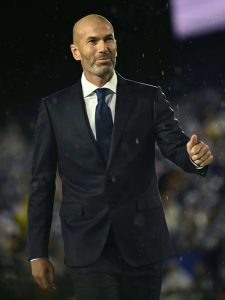 زیدان در آستانه هدایت تیم ملی فرانسه1